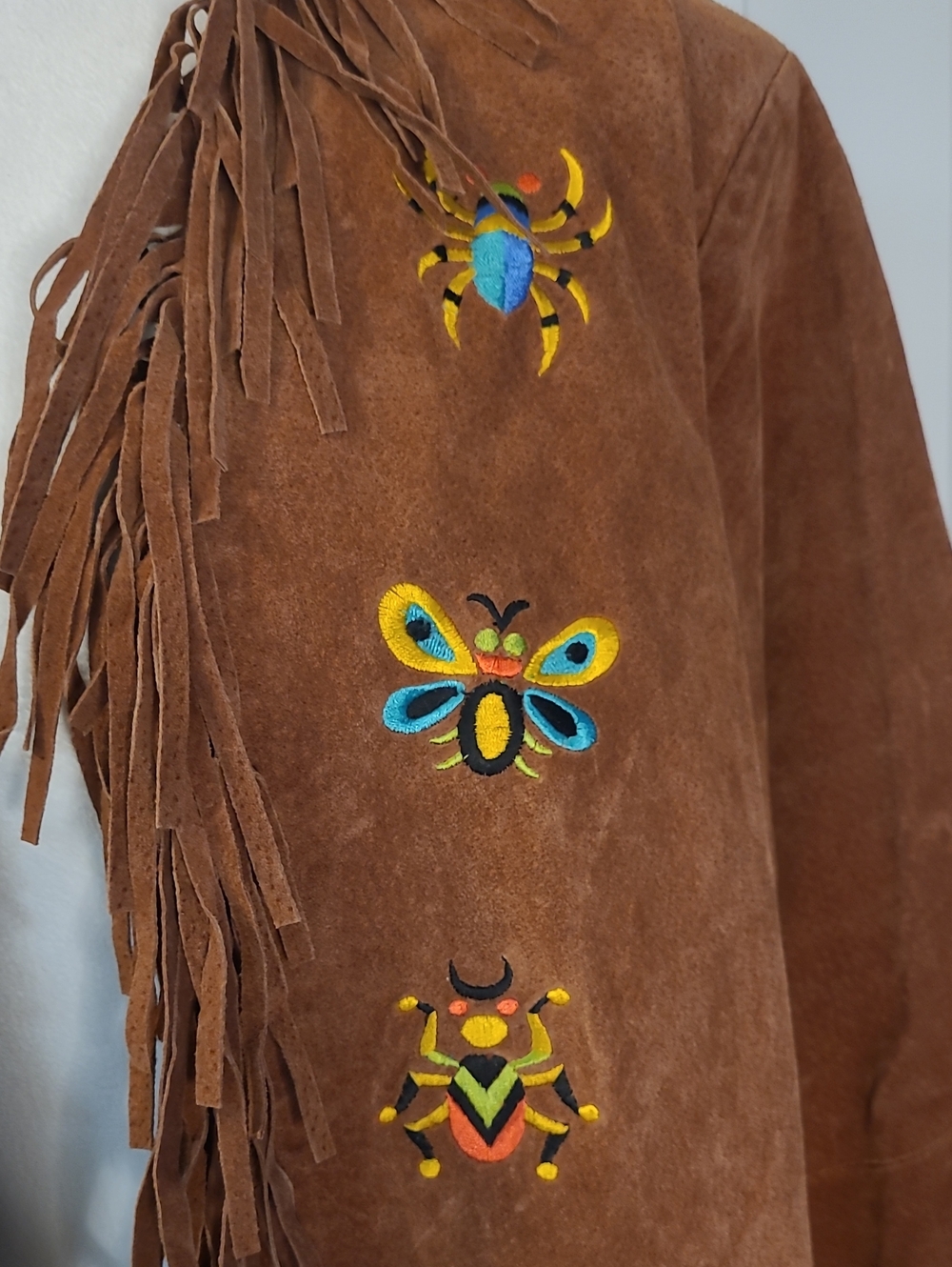 Bob Mackie Fringed Suede Bug Embroidered Brown Jacket - Picture 4 of 10
